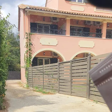 Апарт-отель Bella De Lux Apts