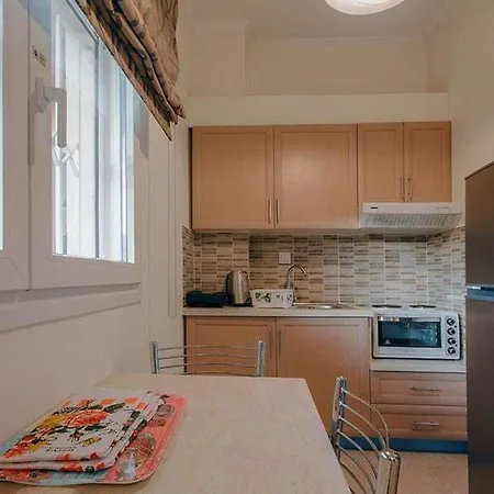 Bella De Lux Apts Апарт-отель 4*