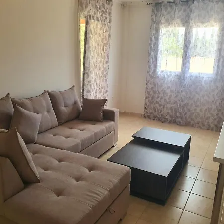 Bella De Lux Apts Апарт-отель