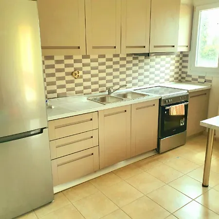 Bella De Lux Apts Апарт-отель Ипсос