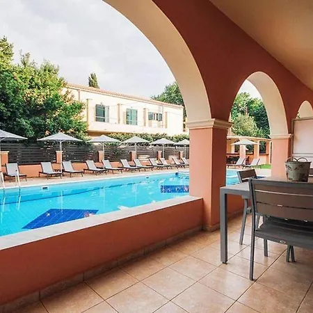 Bella De Lux Apts Ипсос